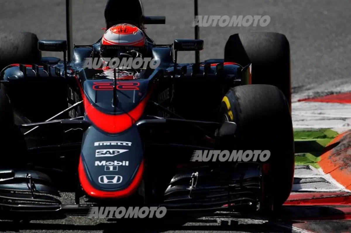 F1, Button in McLaren anche nel 2016. Giornalisti beffati