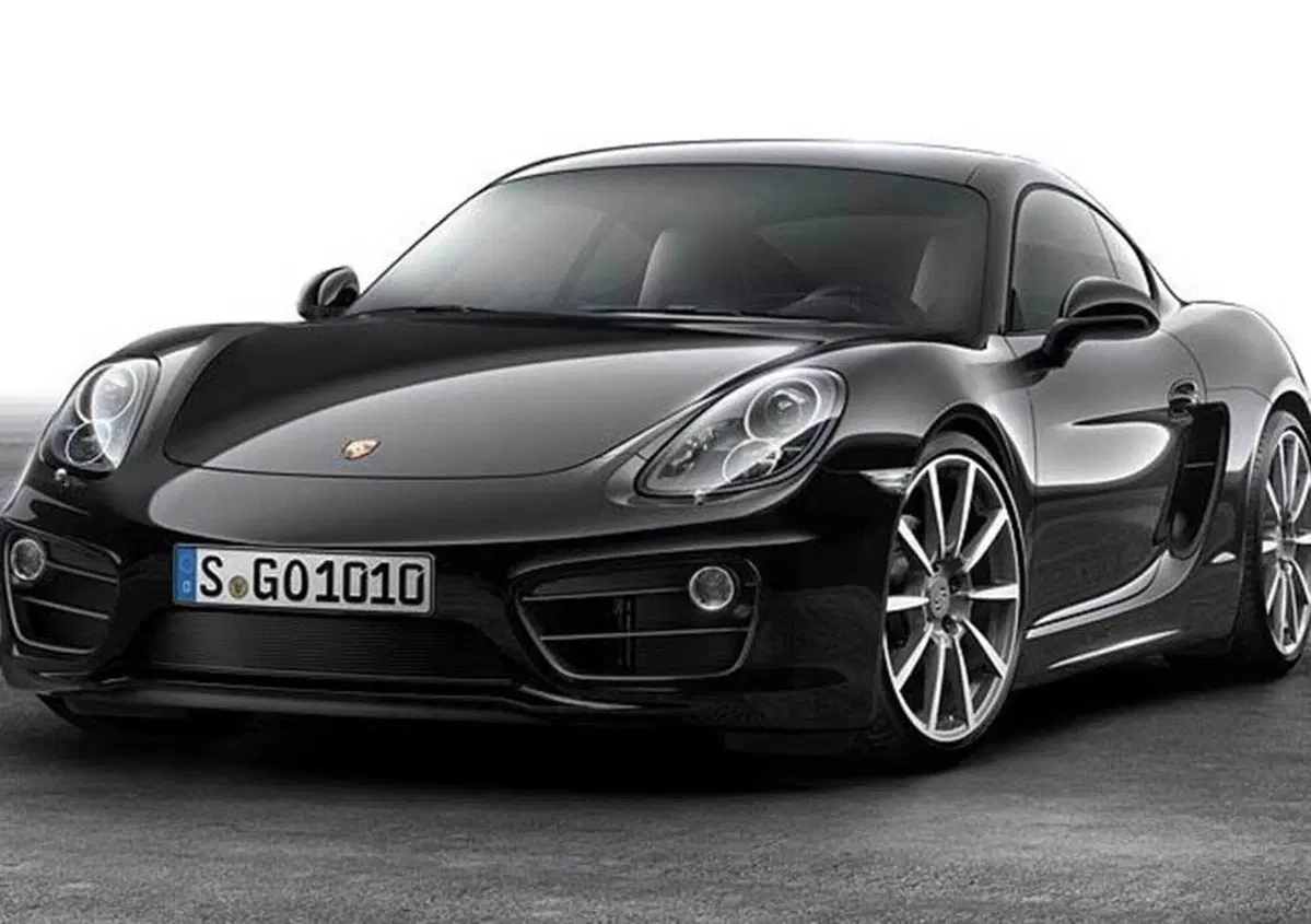 Porsche Cayman Black Edition, la coup&eacute; mette l'abito scuro