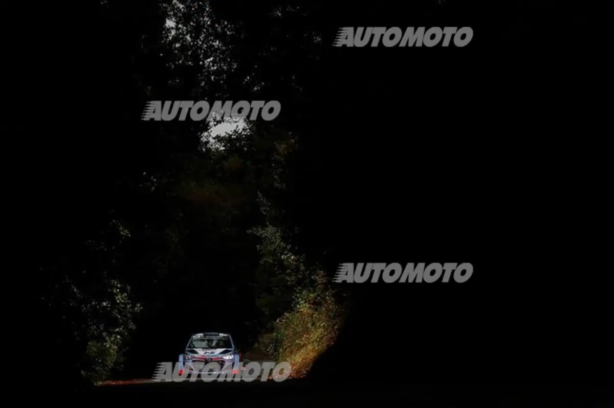 WRC Corsica. Spunta Evans (Ford) alla fine del primo giorno (13)