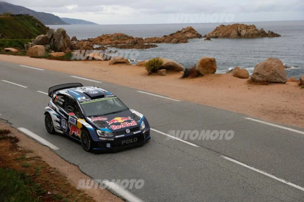 WRC Corsica. Spunta Evans (Ford) alla fine del primo giorno (24)