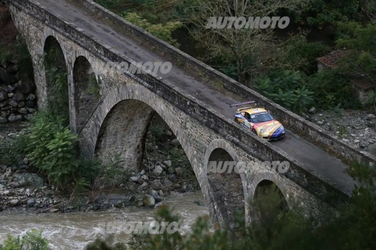 WRC Corsica. Spunta Evans (Ford) alla fine del primo giorno (26)
