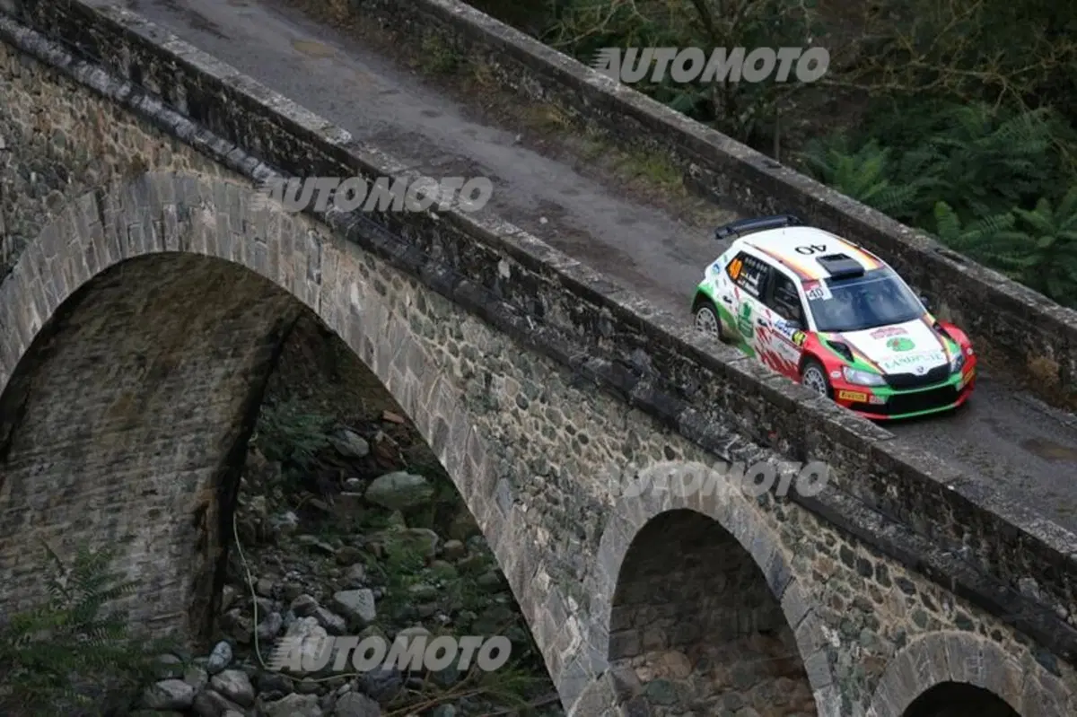 WRC Corsica. Spunta Evans (Ford) alla fine del primo giorno (27)