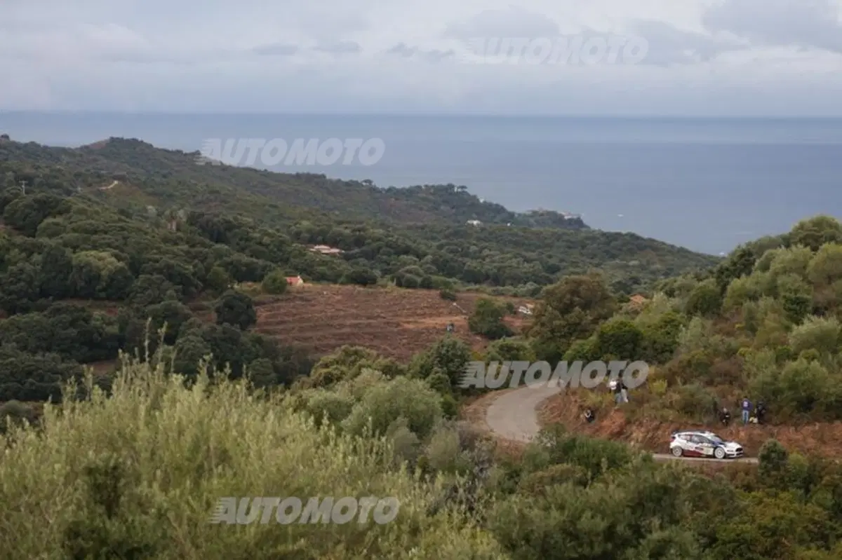WRC Corsica. Spunta Evans (Ford) alla fine del primo giorno (30)