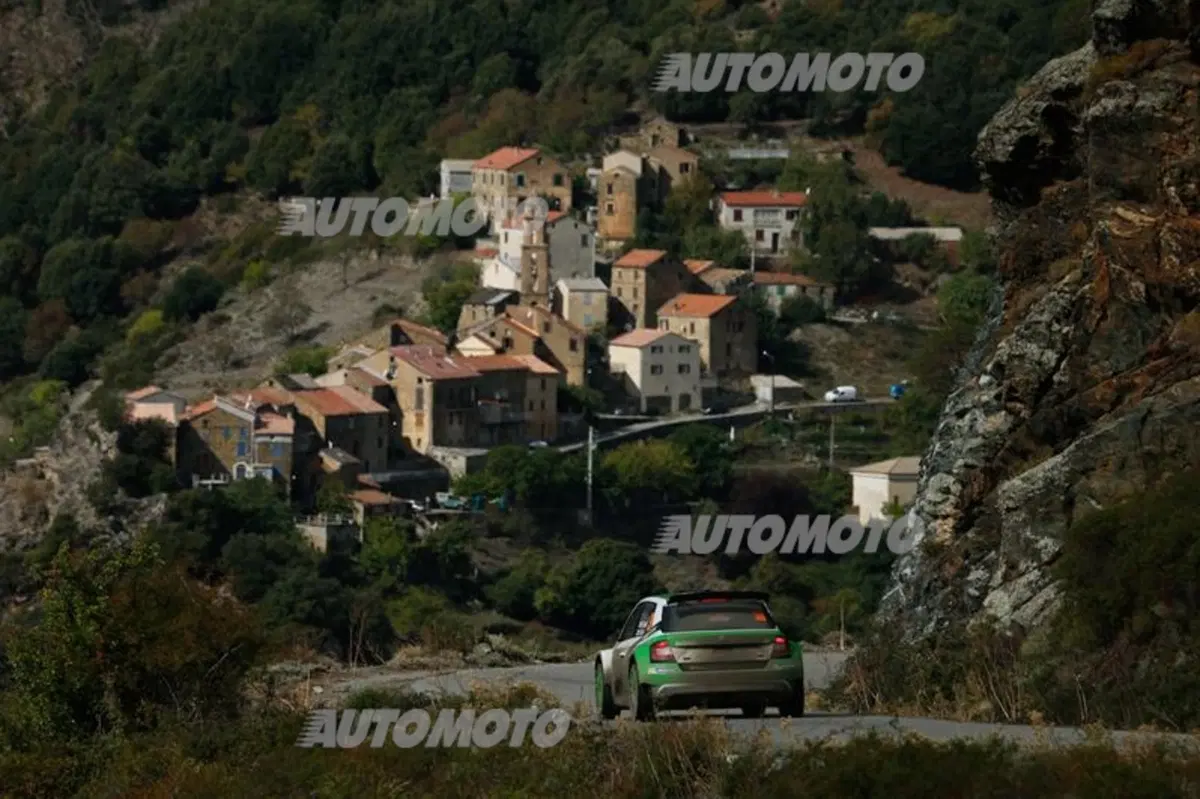 WRC Corsica. Day 2, avanti Latvala (VW Polo R) (12)