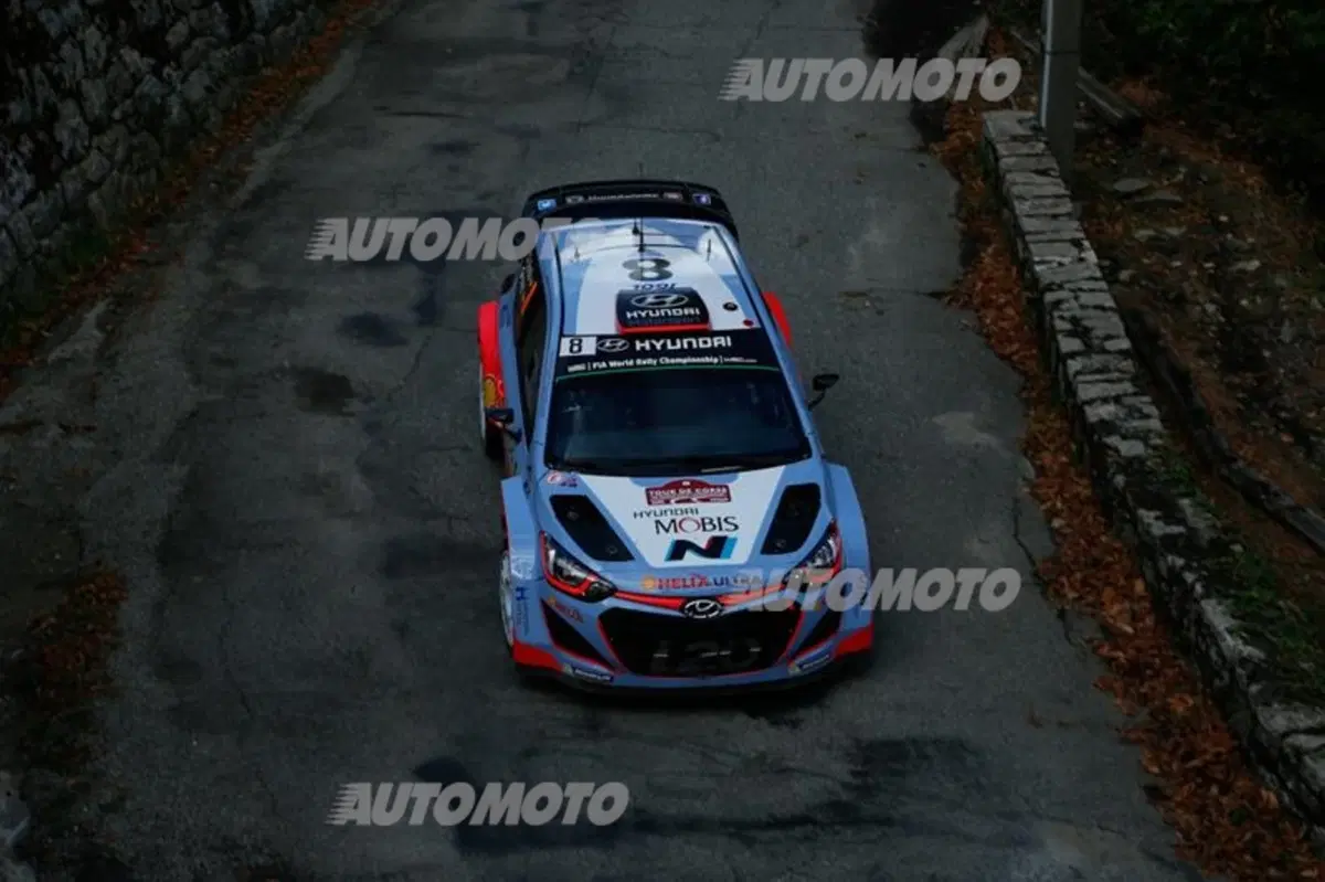 WRC Corsica. Day 2, avanti Latvala (VW Polo R) (21)
