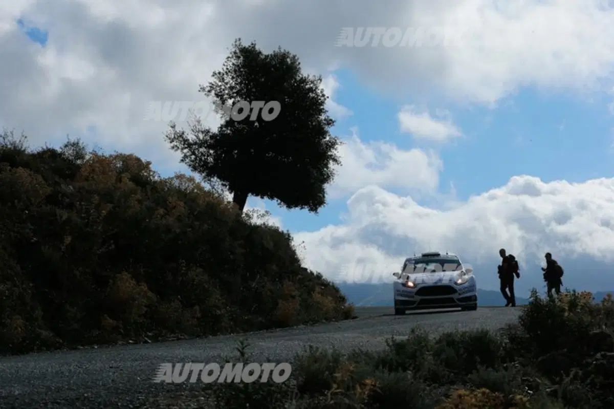 WRC Corsica. Day 2, avanti Latvala (VW Polo R) (53)