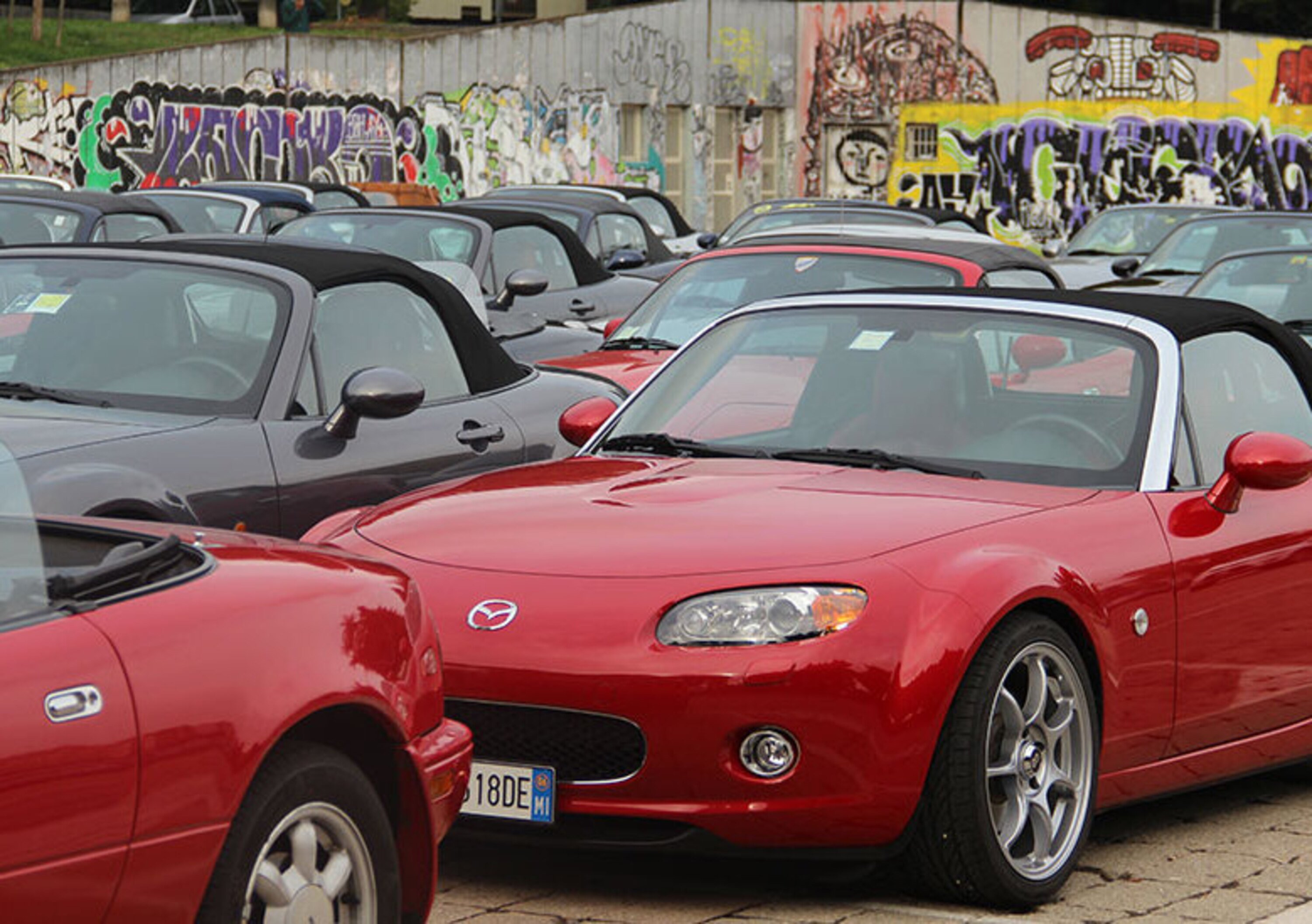 Mazda MX-5, ecco il raduno 2.0: in contemporanea in 60 citt&agrave;
