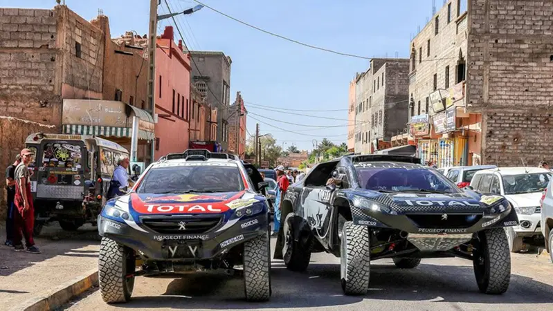 Mondiale Rally Raid Marocco 2015: Sainz e Peugeot dominano la scena