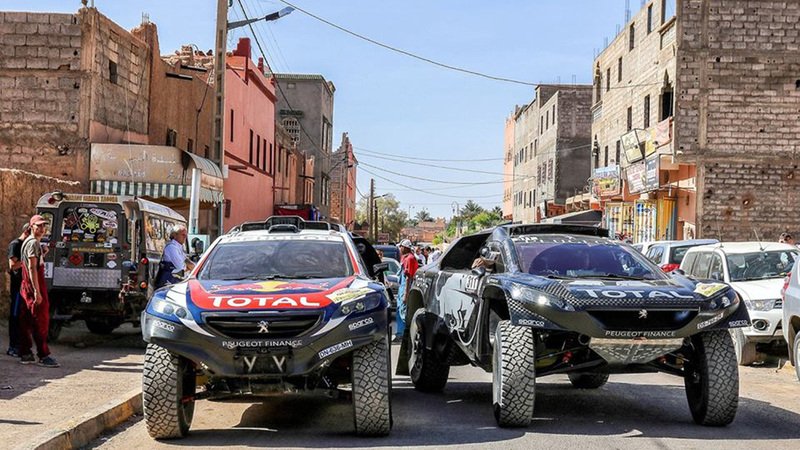 Mondiale Rally Raid Marocco 2015: Sainz e Peugeot dominano la scena