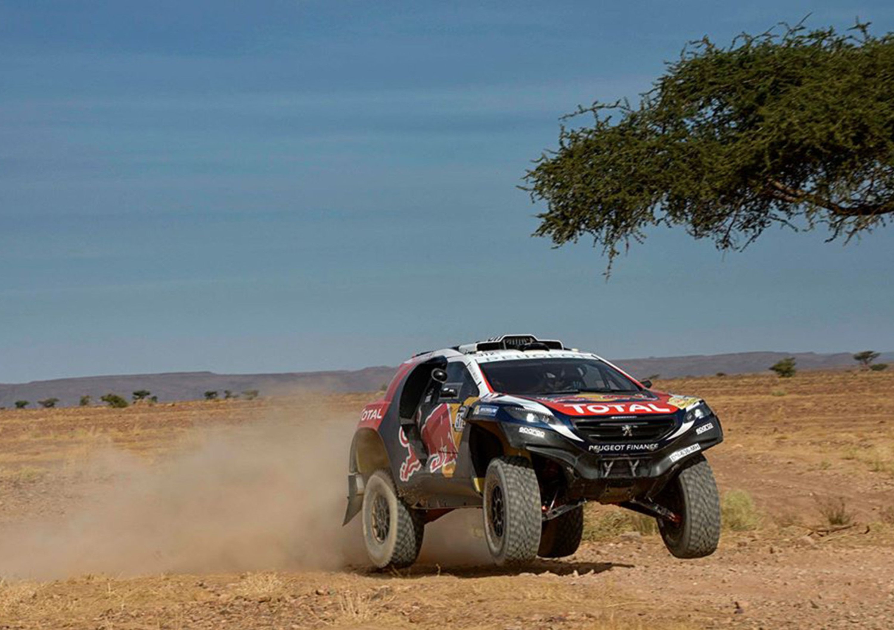 OiLibia Marocco Day 2: la scure Peugeot &egrave; scesa sul Rally Raid