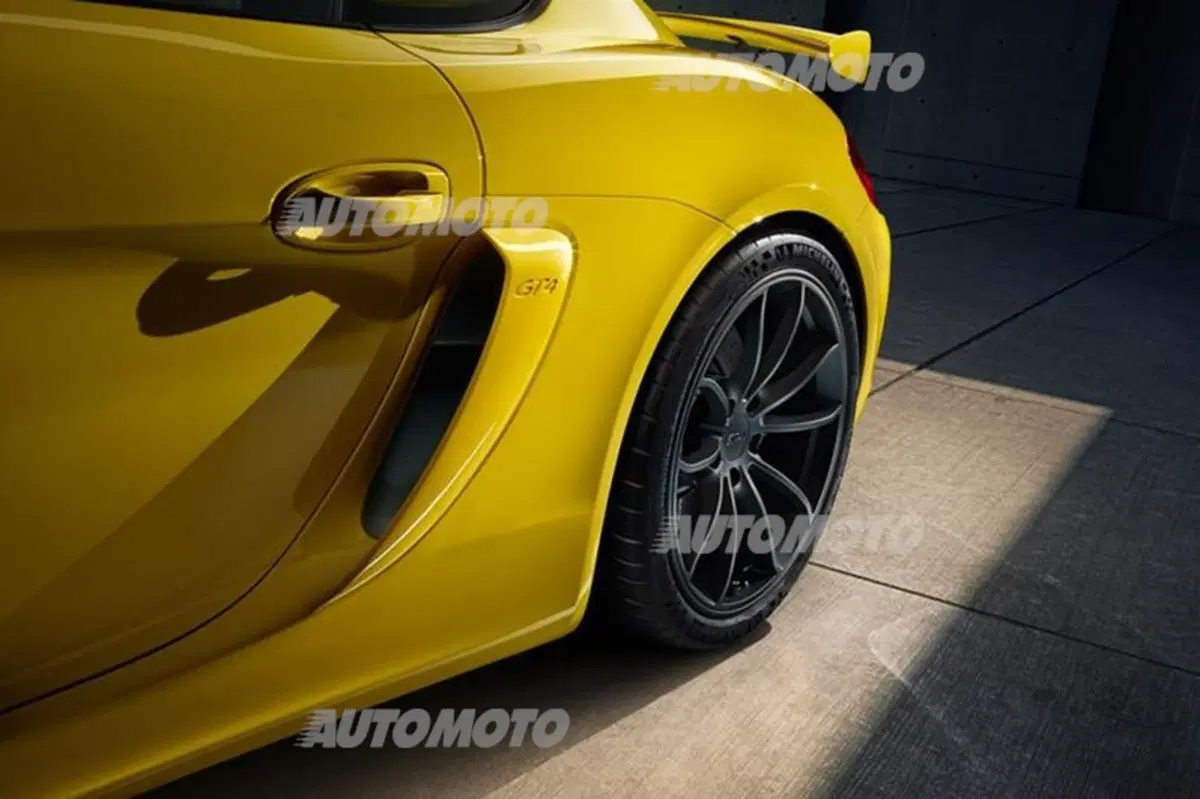 Porsche Cayman GT4 Clubsport, dedicata ai gentlemen drivers (17)