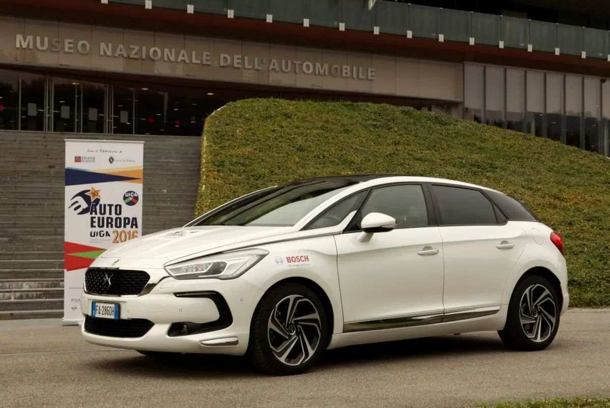 DS 5 è Auto Europa U.I.G.A. 2016 (2)