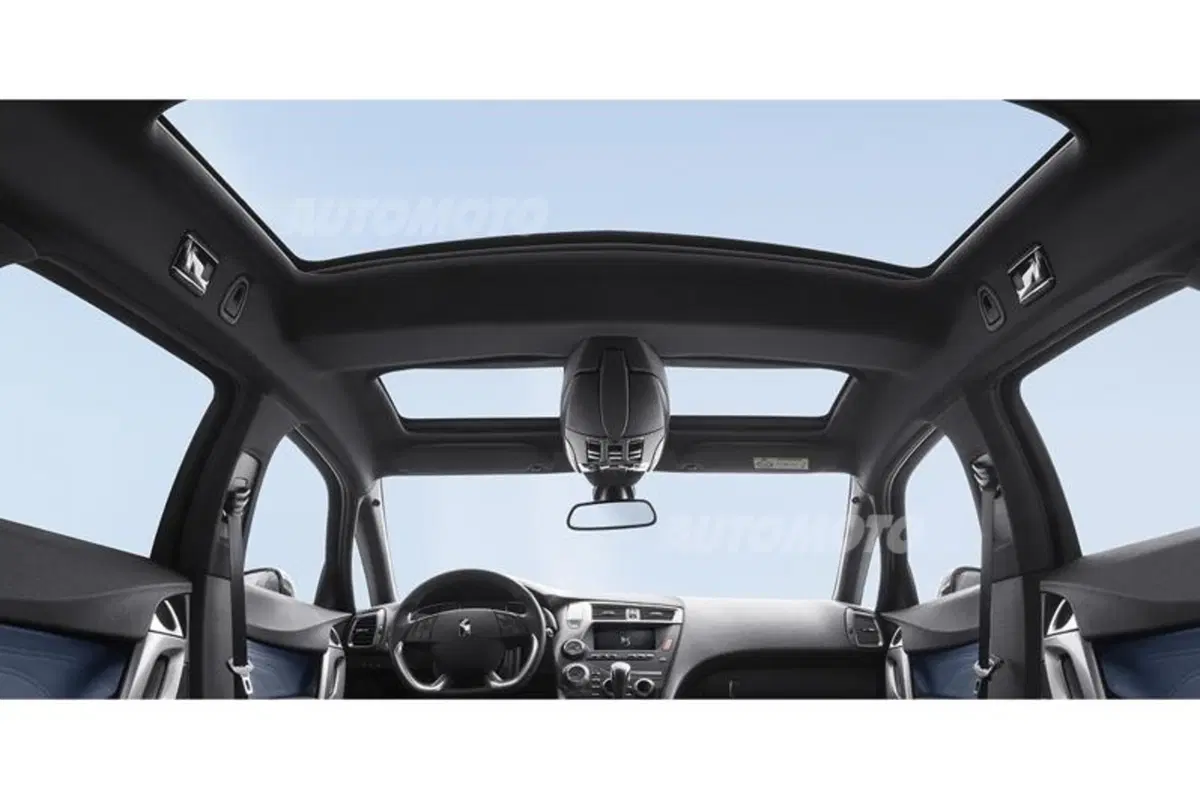 DS 5 è Auto Europa U.I.G.A. 2016 (9)