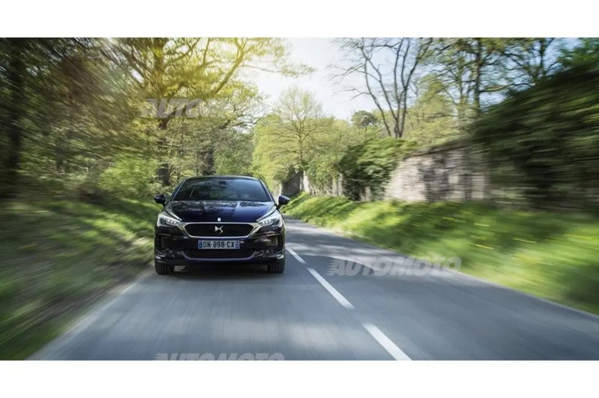 DS 5 è Auto Europa U.I.G.A. 2016 (13)