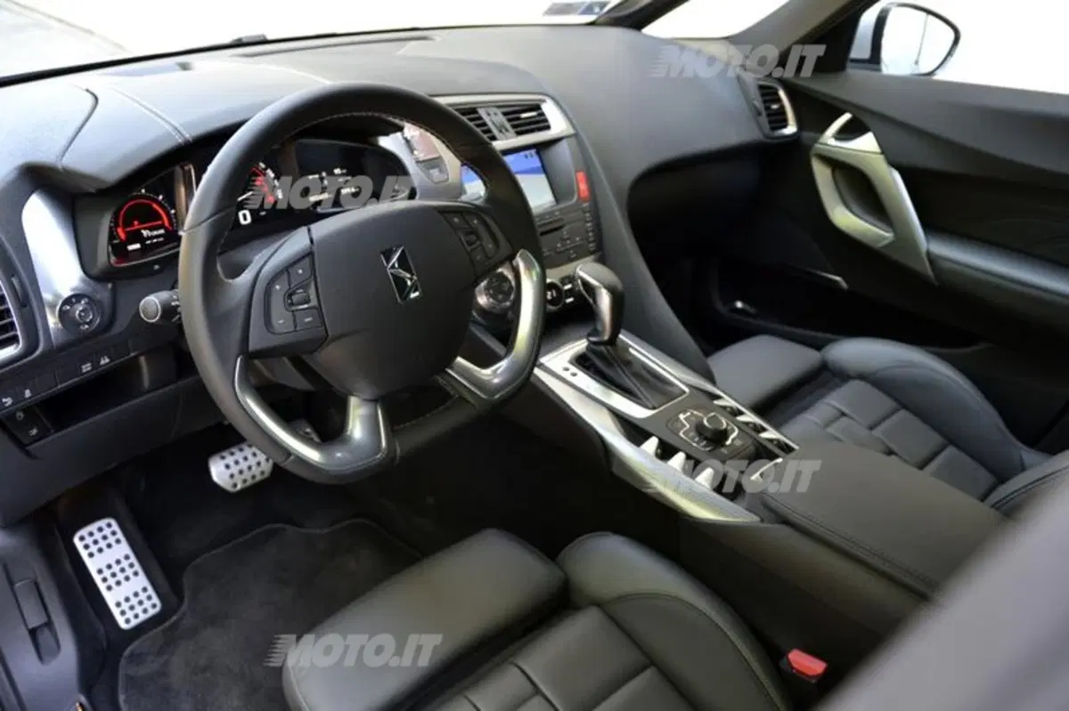 DS 5 è Auto Europa U.I.G.A. 2016 (26)