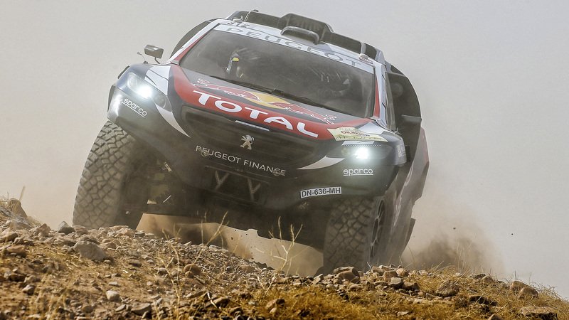 Mondiale Rally Raid Marocco, Day 3: Gon&ccedil;alves (Honda) e Bis di Sainz (Peugeot)