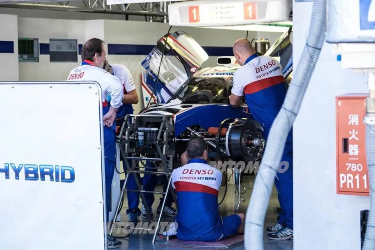 WEC 2015, 6 Ore del Fuji: sfida al Sol Levante (35)