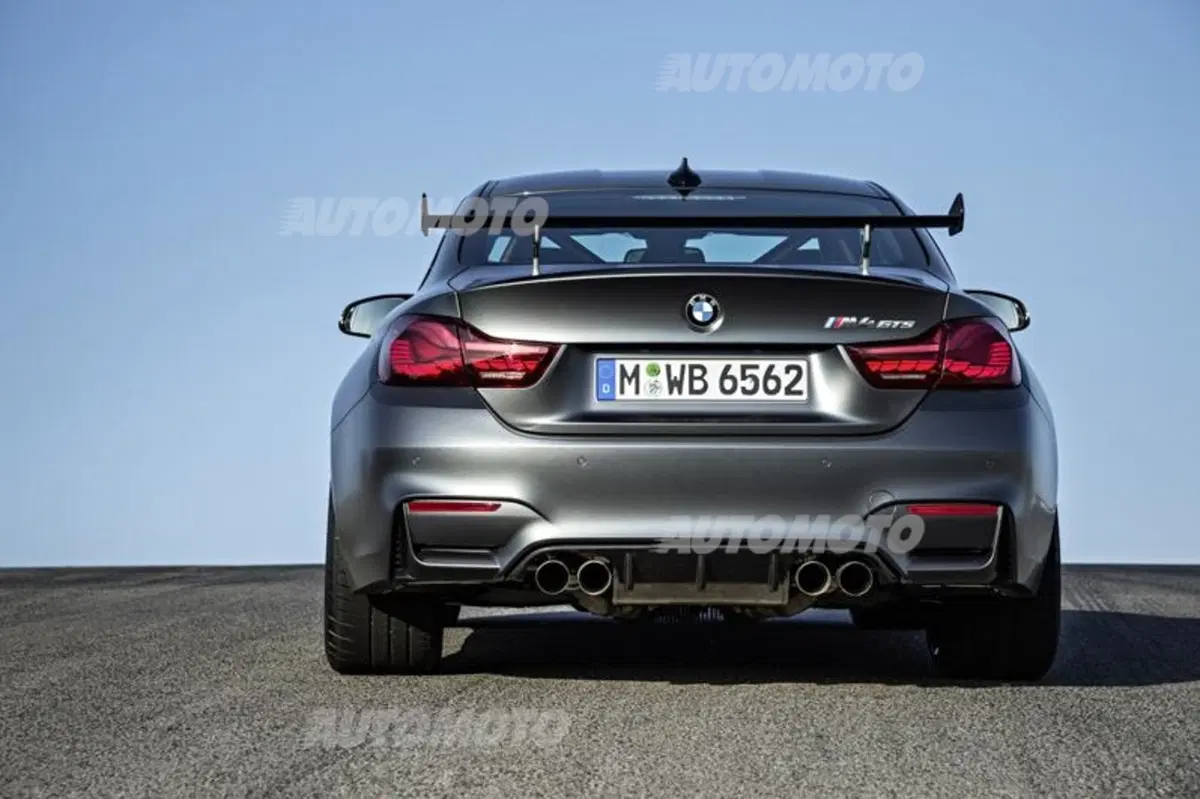 BMW M4 GTS: più acqua, più cavalli (12)