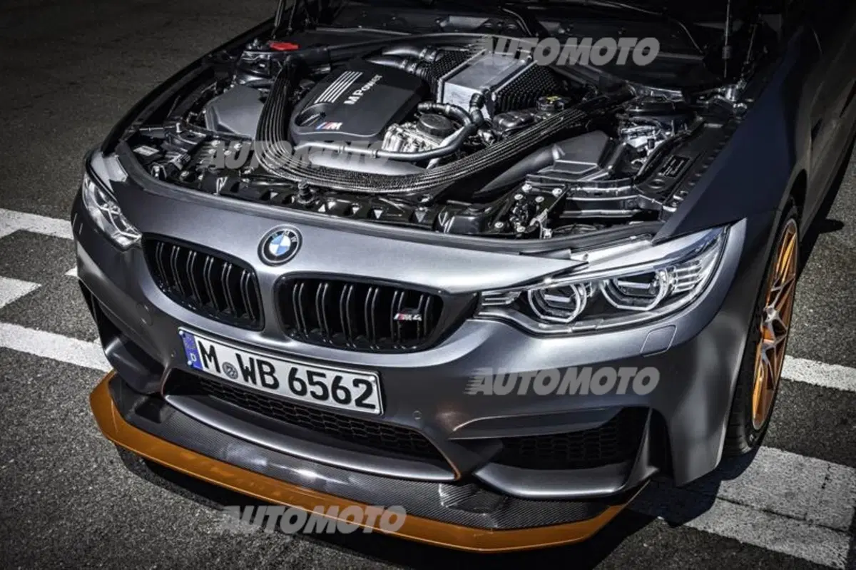 BMW M4 GTS: più acqua, più cavalli (24)