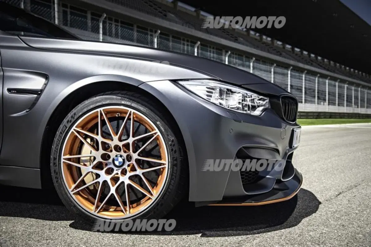 BMW M4 GTS: più acqua, più cavalli (26)