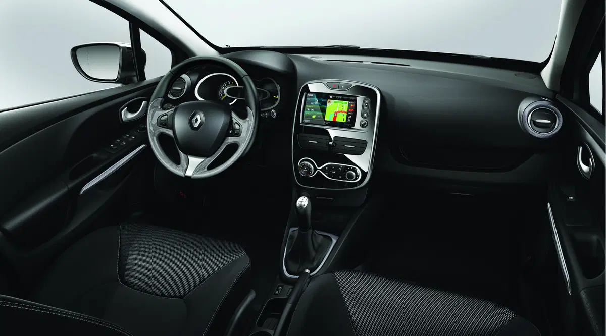 Renault Clio Duel: le due anime della Regié (15)