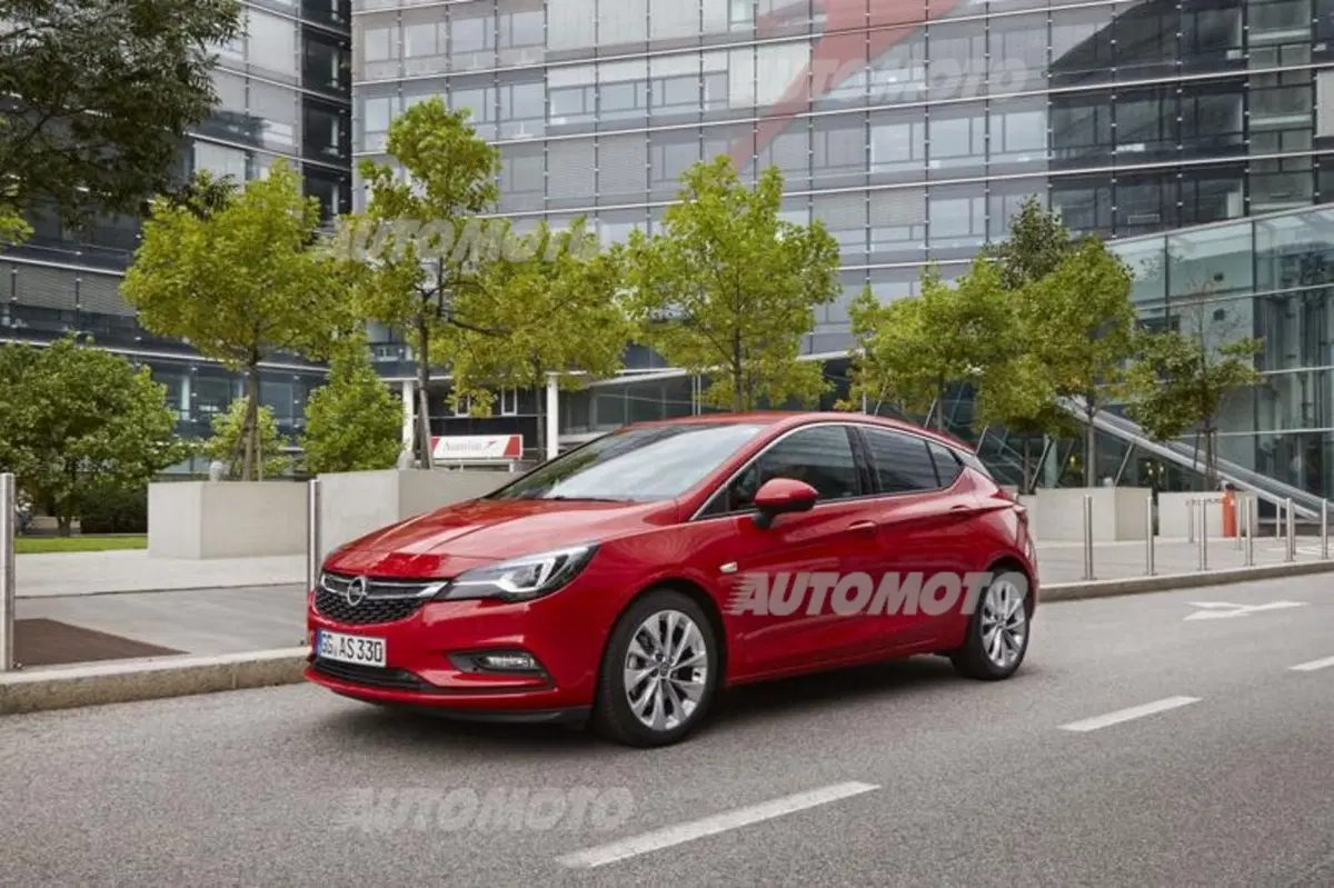 Nuova Opel Astra (2)