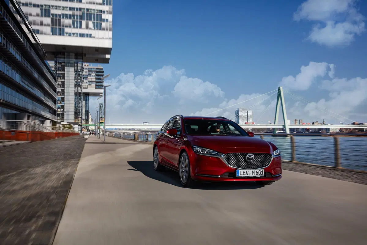Mazda6 Wagon restyling al Salone di Ginevra 2018