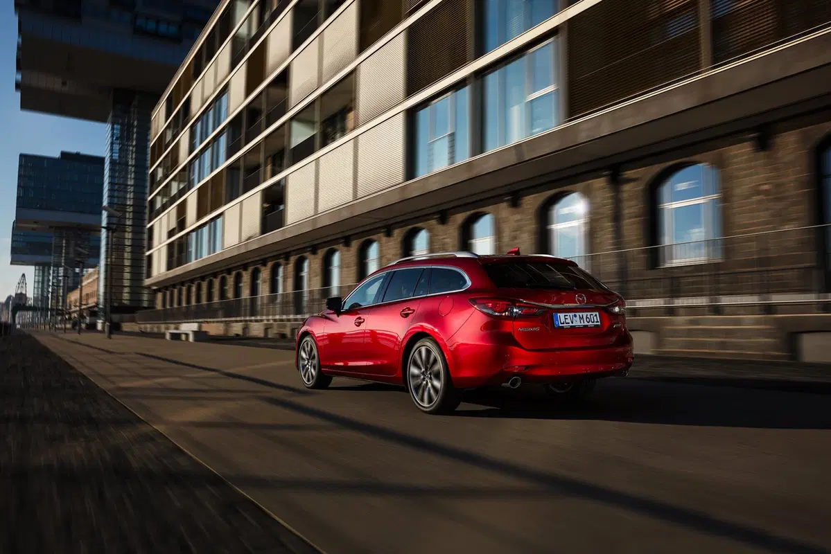 Mazda6 Wagon restyling al Salone di Ginevra 2018 (9)
