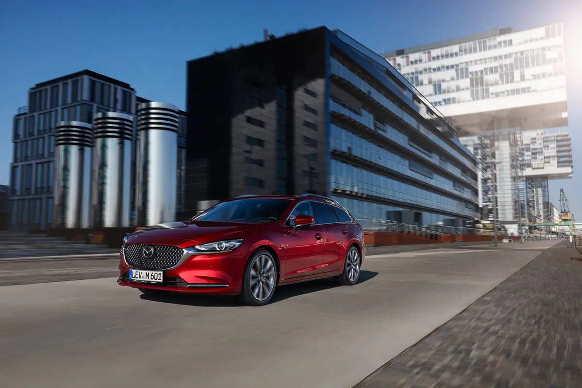 Mazda6 Wagon restyling al Salone di Ginevra 2018