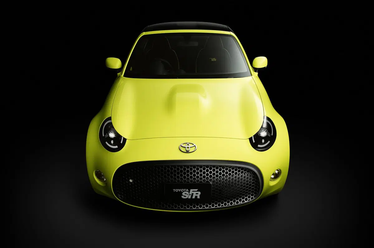 Toyota S-FR: la concept che sfida Mazda MX-5 (2)