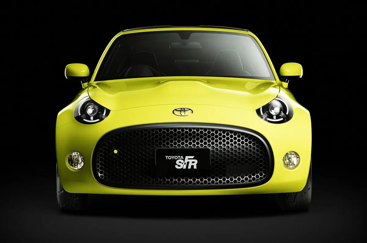 Toyota S-FR: la concept che sfida Mazda MX-5 (4)