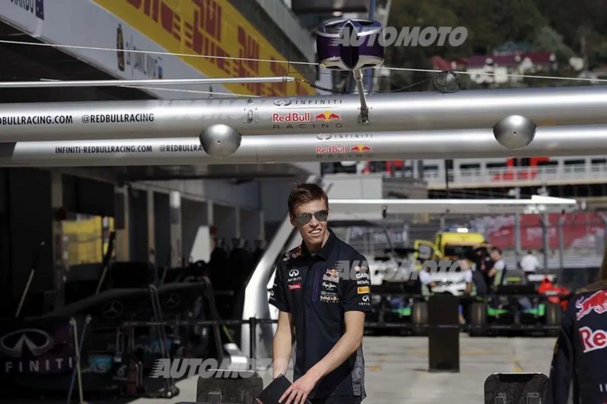 F1, Gp Russia 2015: la Mercedes tenta l’affondo al titolo Costruttori (2)