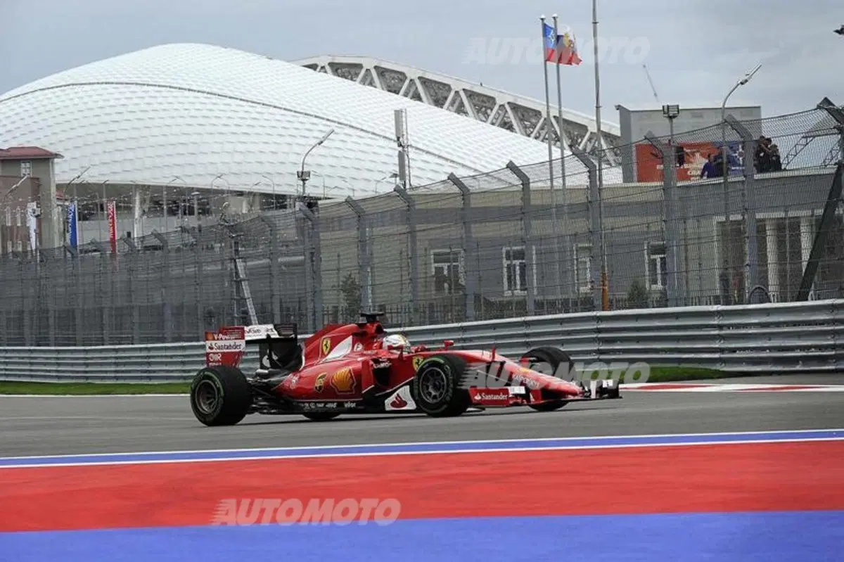F1, Gp Russia 2015: la Mercedes tenta l’affondo al titolo Costruttori (45)