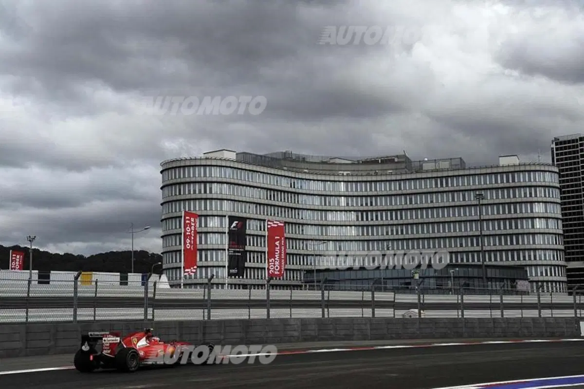 F1, Gp Russia 2015: la Mercedes tenta l’affondo al titolo Costruttori (57)