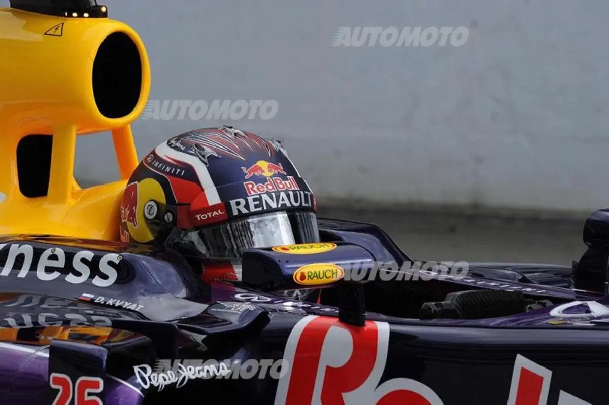 F1, Gp Russia 2015: pole per Rosberg. Quarto Vettel