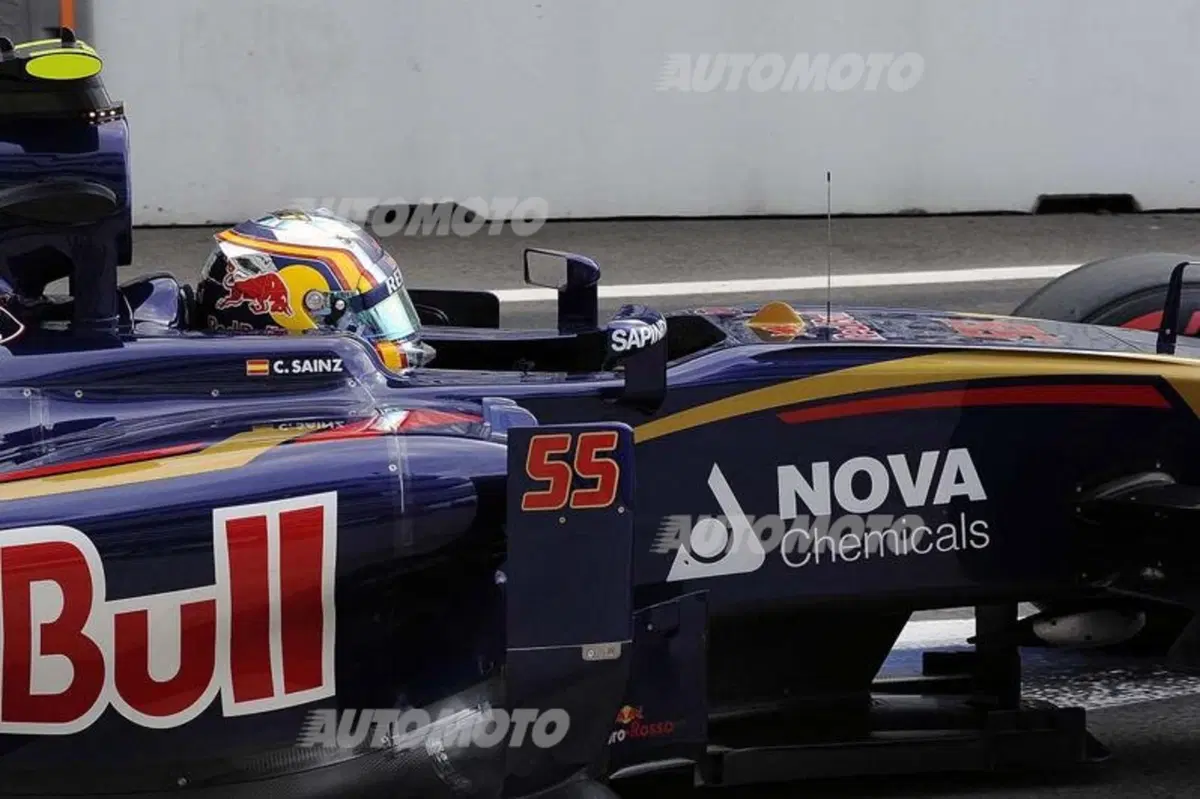 F1, Gp Russia 2015: pole per Rosberg. Quarto Vettel (9)