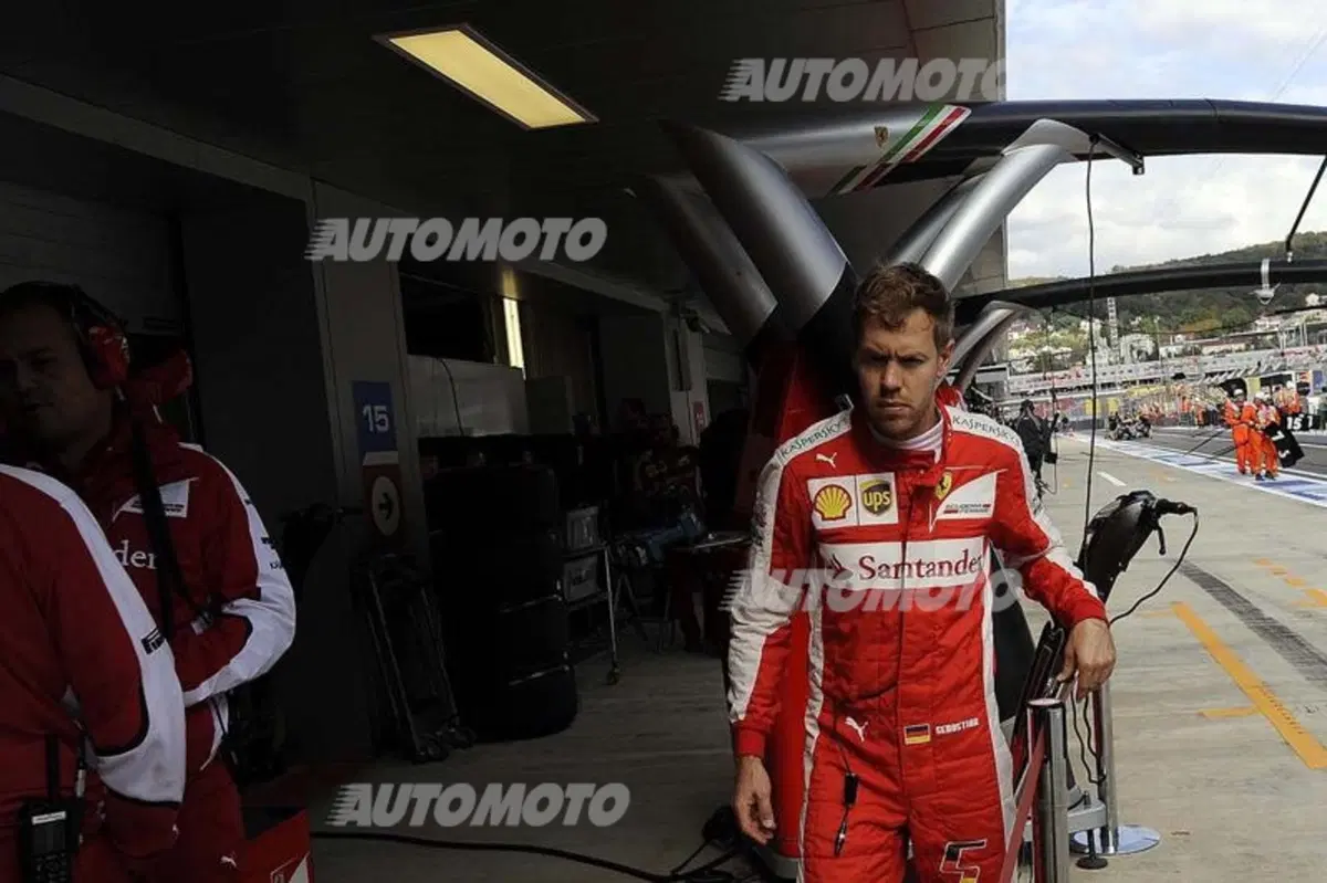 F1, Gp Russia 2015: pole per Rosberg. Quarto Vettel (13)