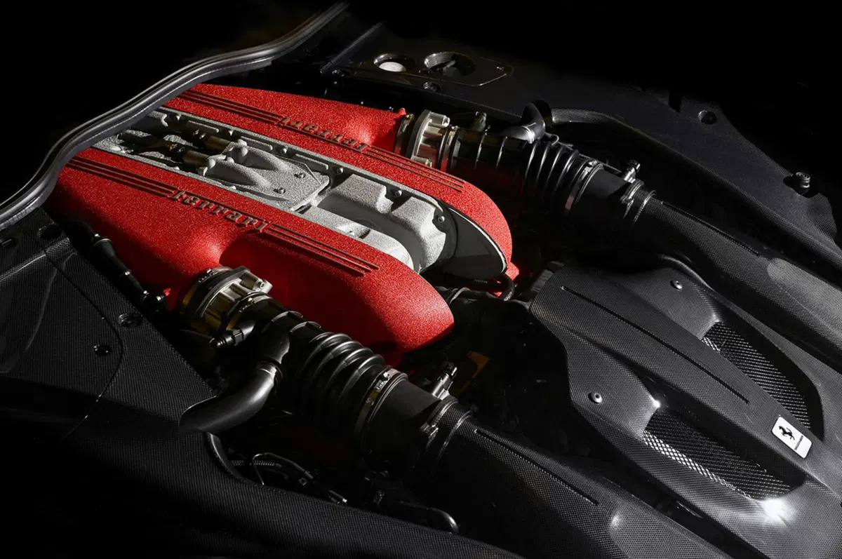 Ferrari F12tdf: l'edizione limitata da 780 cavalli (7)