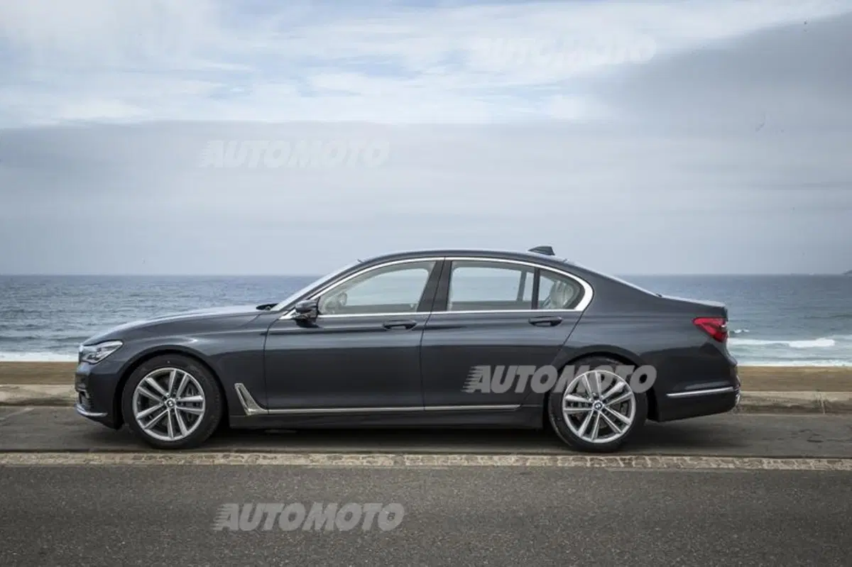Nuova BMW Serie 7: la video prova (12)
