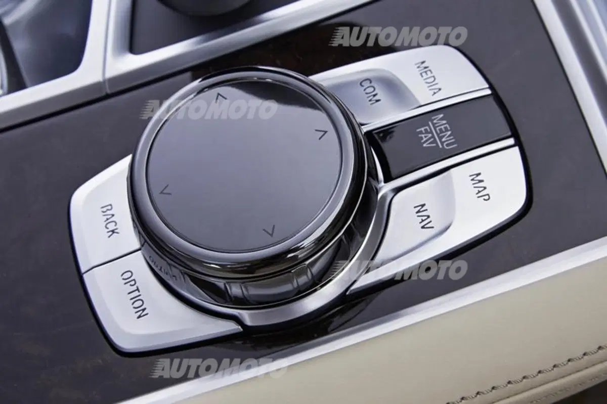 Nuova BMW Serie 7: la video prova (36)