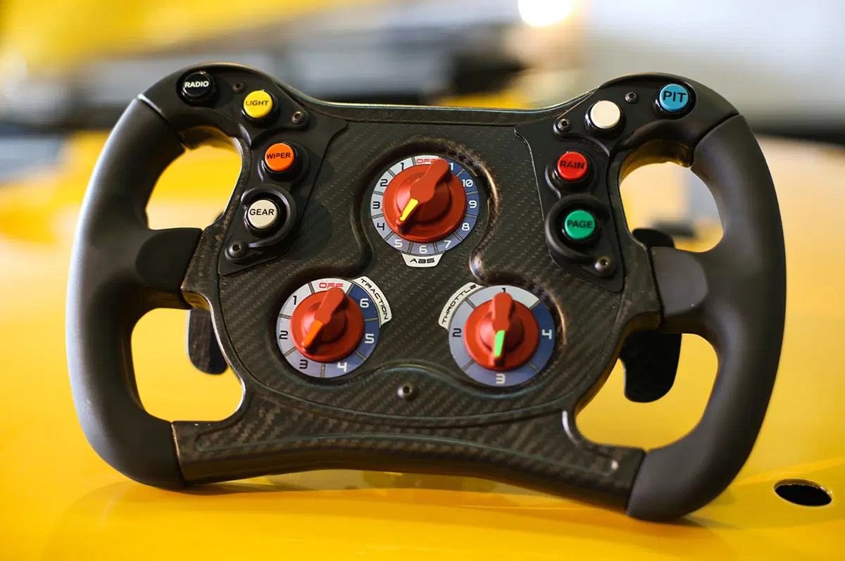 Renault R.S. 01 (13)