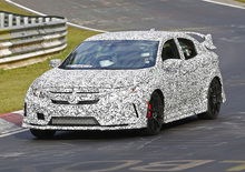 Nuova Honda Civic Type R: la sedan è già al Ring