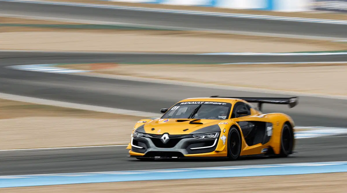 Jean-Pascal Dauce, Renault Sport: «Lanciare la R.S. 01 in GT3? Perché no?»