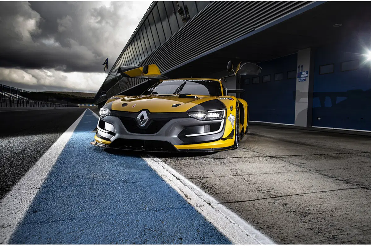 Jean-Pascal Dauce, Renault Sport: «Lanciare la R.S. 01 in GT3? Perché no?» (15)