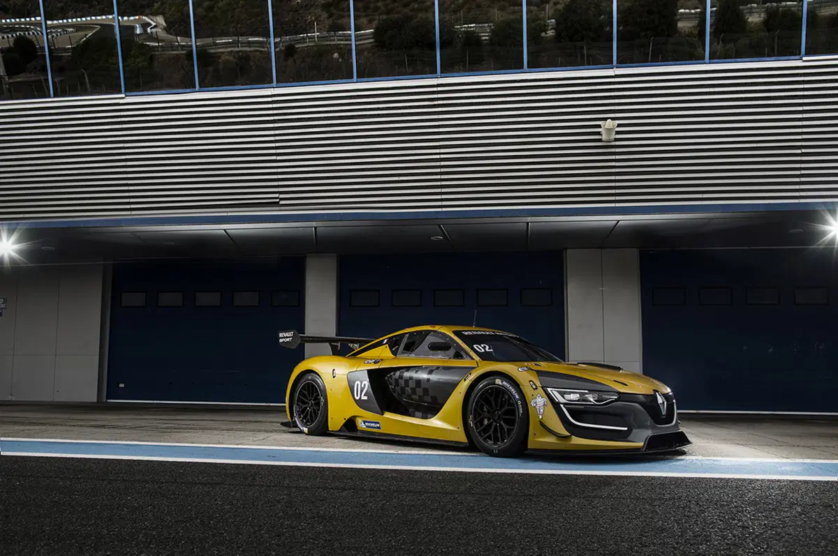 Jean-Pascal Dauce, Renault Sport: «Lanciare la R.S. 01 in GT3? Perché no?» (16)