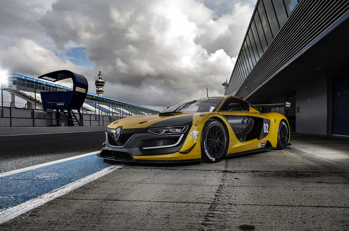 Jean-Pascal Dauce, Renault Sport: «Lanciare la R.S. 01 in GT3? Perché no?» (17)