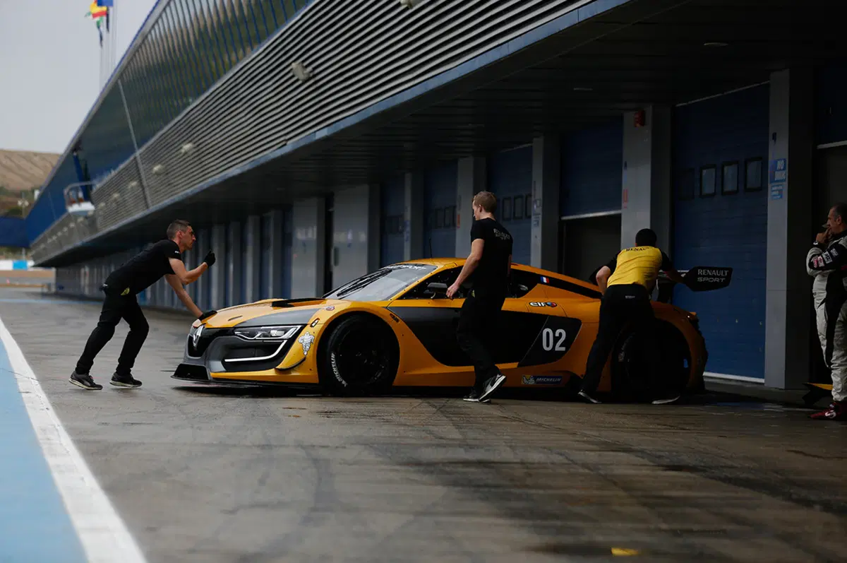 Jean-Pascal Dauce, Renault Sport: «Lanciare la R.S. 01 in GT3? Perché no?» (20)
