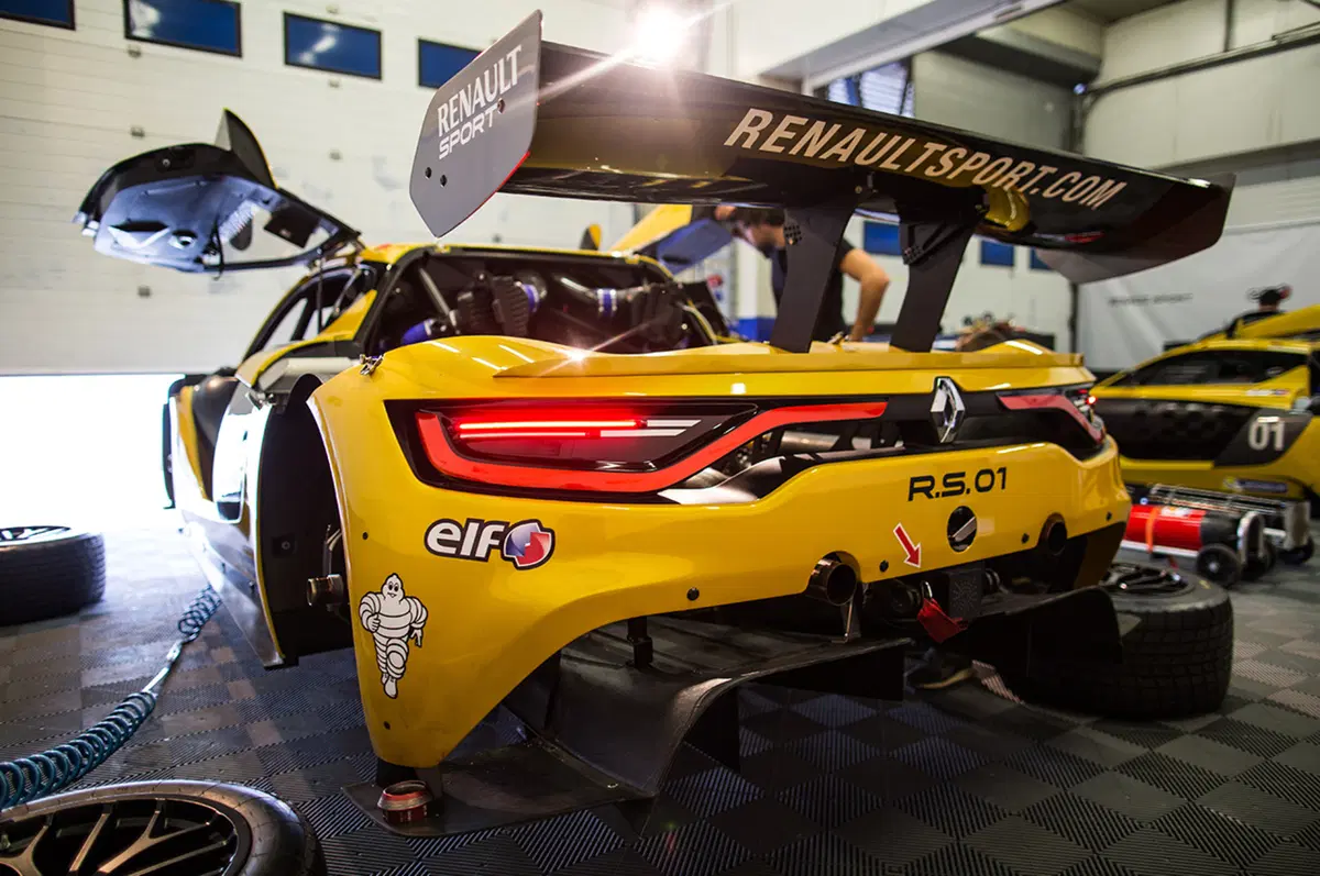 Jean-Pascal Dauce, Renault Sport: «Lanciare la R.S. 01 in GT3? Perché no?» (49)