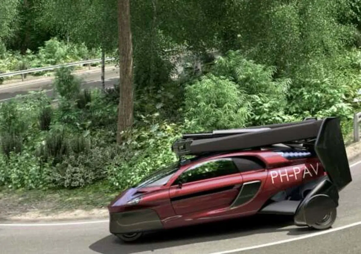 PAL-V Liberty, l'auto volante &egrave; gi&agrave; in vendita. Costa 299.000 euro