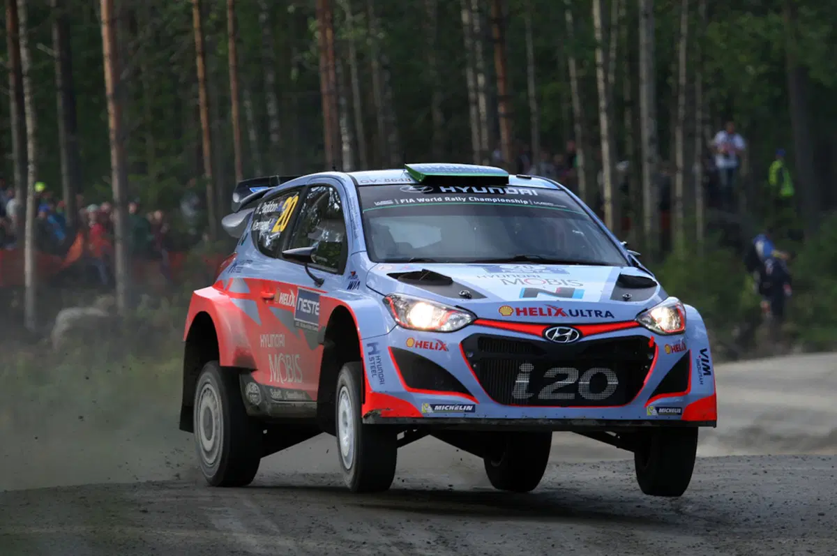 Paddon: «Sogno il titolo WRC, fortunato a lavorare con Hyundai» (23)